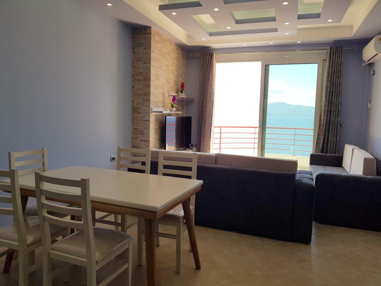 Apartment Of Beautiful Dreams Over The Sea Саранда Экстерьер фото