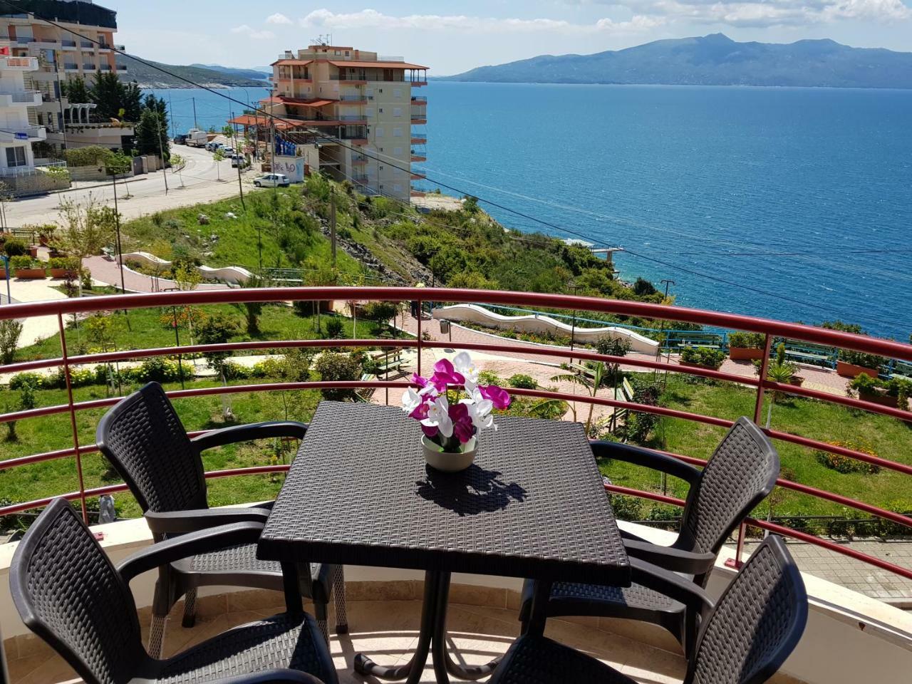 Apartment Of Beautiful Dreams Over The Sea Саранда Экстерьер фото
